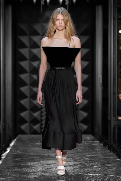 Look 39